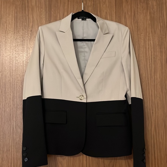 Theory Colorblock Blazer, size 6 - Picture 3 of 9